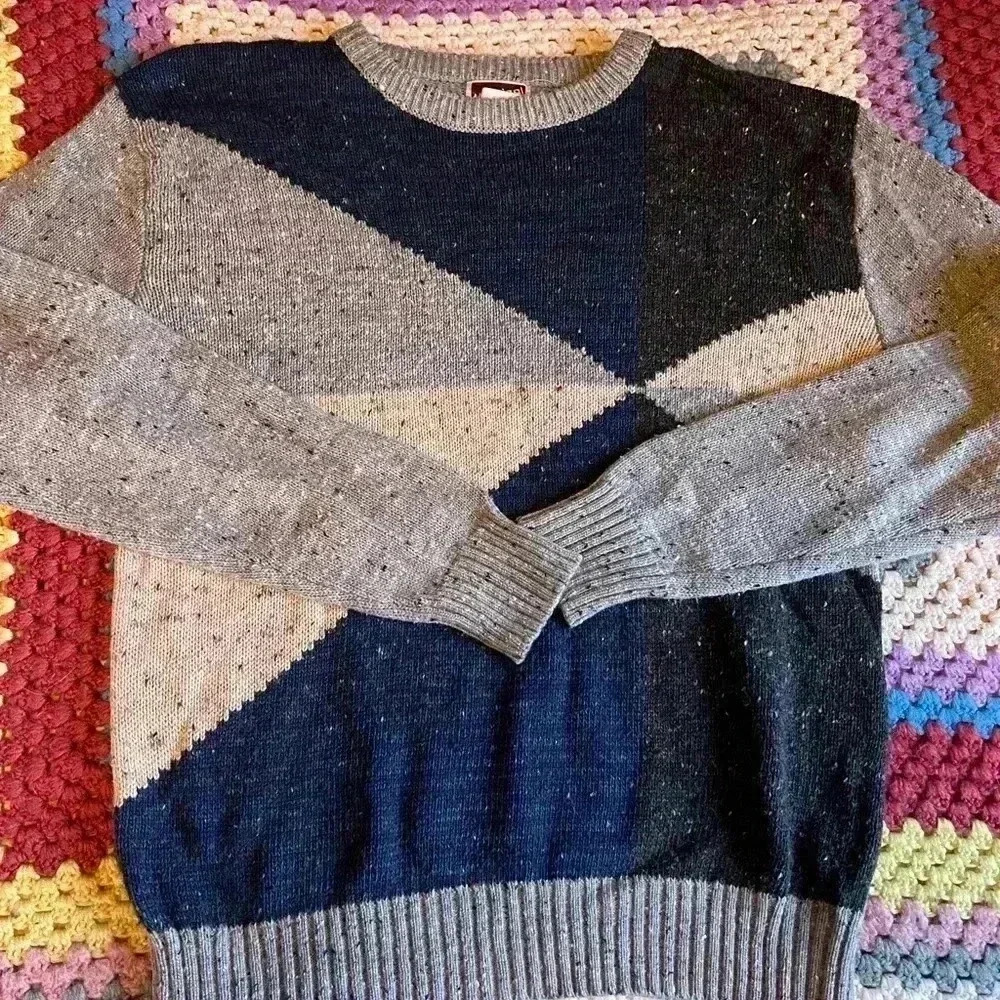 Vintage Men’s Madrigal Size L Colour Block  Sweater